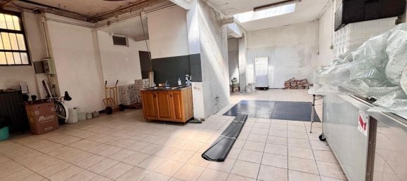 مستودع في Turin, Italy 105متر مربع رقم 132532 6