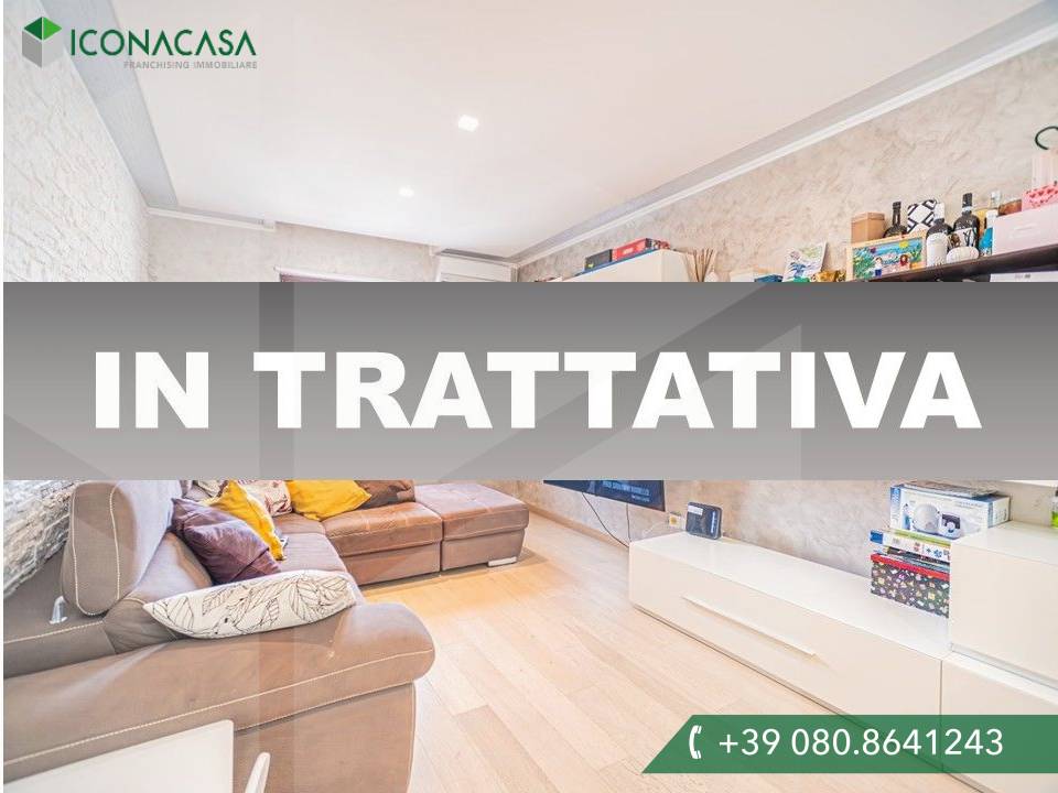 Ático de 3 habitaciónes en Bari, Italy No. 17093