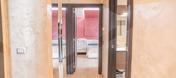 3 rooms Penthouse in Bari, Italy No. 17093 22