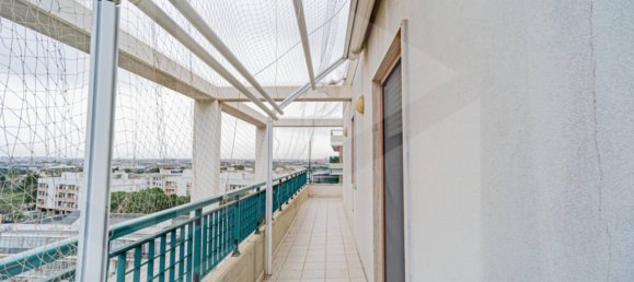 3 rooms Penthouse in Bari, Italy No. 17093 7