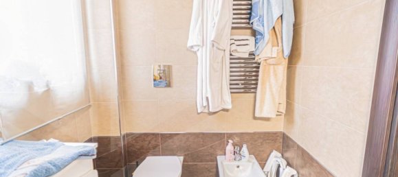 3 rooms Penthouse in Bari, Italy No. 17093 26