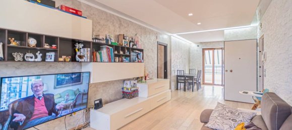 3 rooms Penthouse in Bari, Italy No. 17093 37