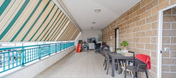 3 rooms Penthouse in Bari, Italy No. 17093 9