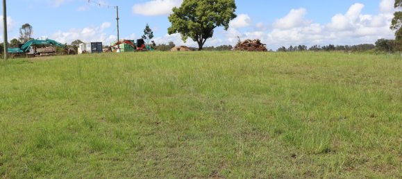 Grundstück in Veteran, Australia 4806m², Nr. 1057 4