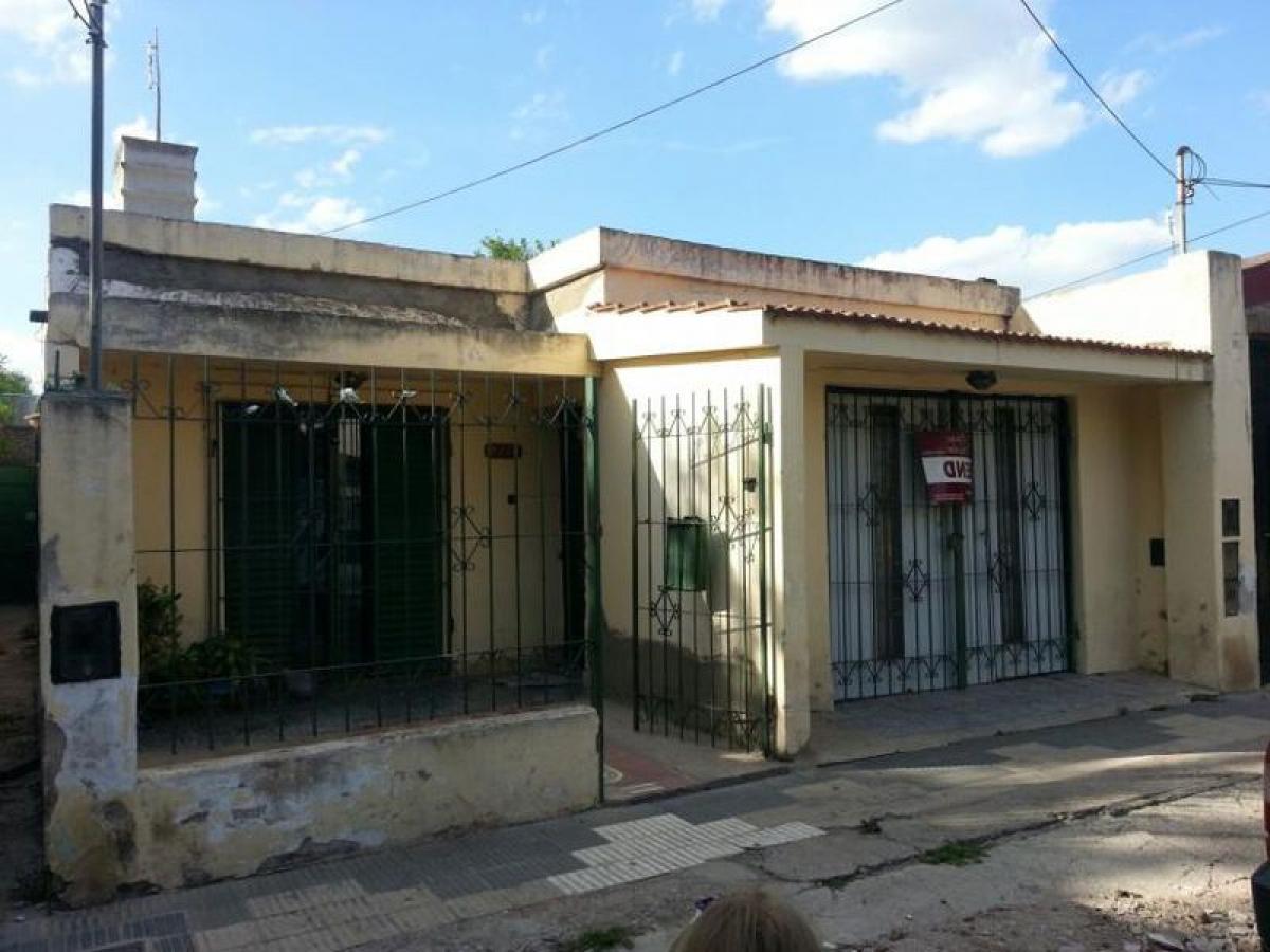 2 bedrooms House in Cordoba, Argentina No. 56336