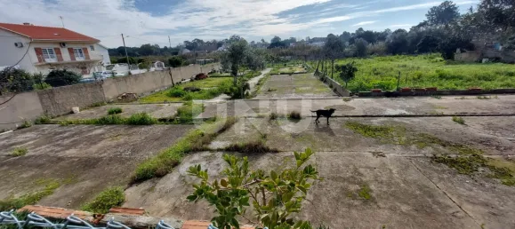 840m² Land in Seixal, Portugal No. 82429 3