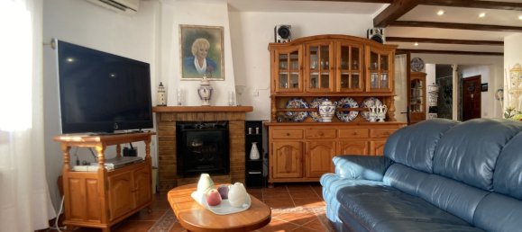 4 bedrooms Villa in Calpe, Spain No. 12089 11