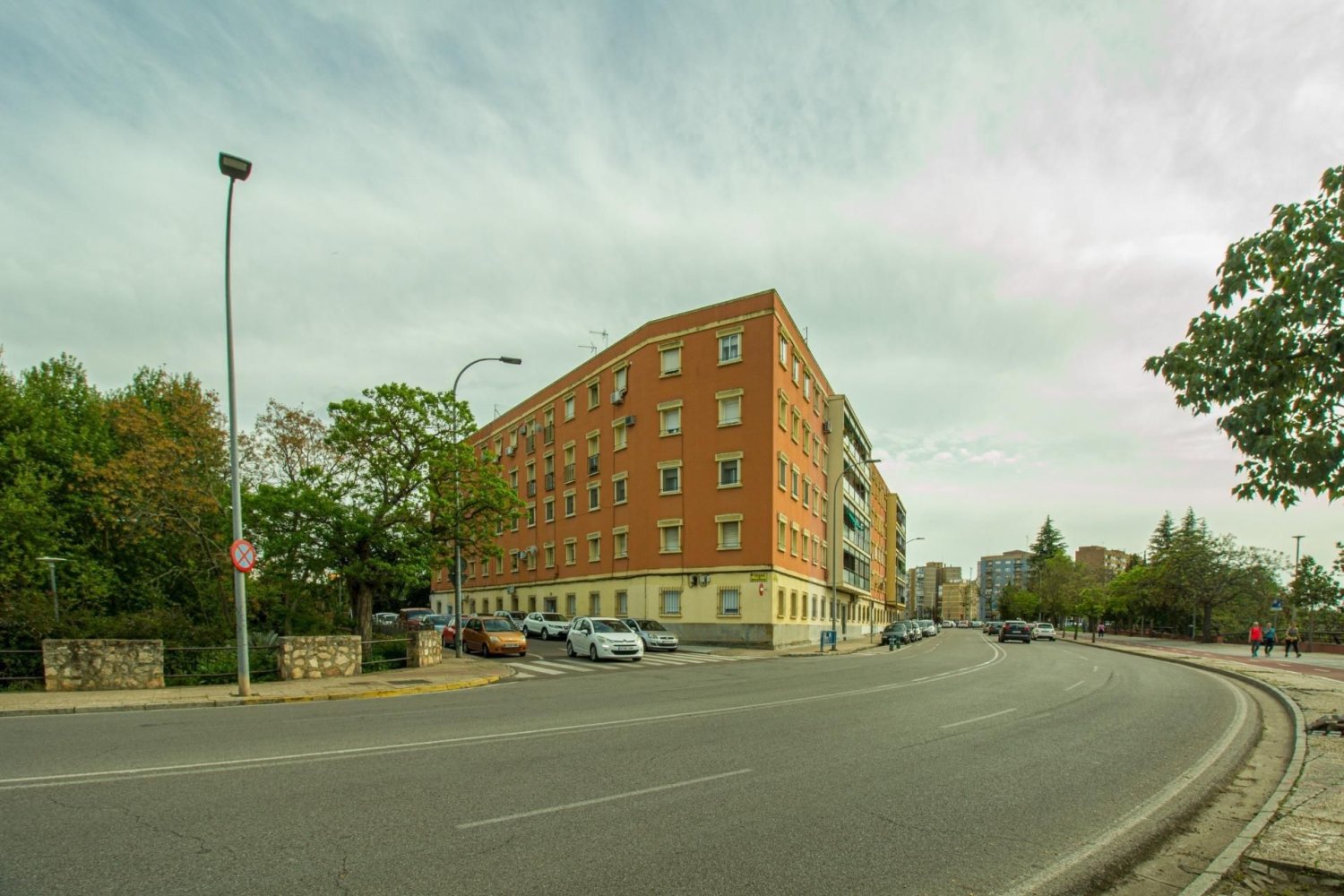 4 bedrooms Apartment in Badajoz, Spain No. 214913