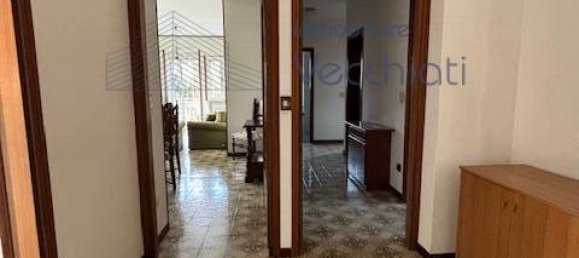 3 Schlafzimmer Wohnung in Treviso, Italy, Nr. 199370 9