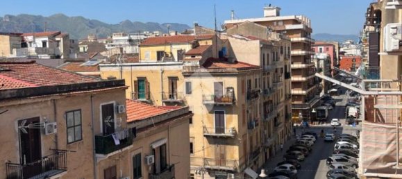 4 bedrooms Apartment in Palermo, Italy No. 322175 14
