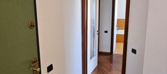 Apartamento de 3 habitaciónes en Crema, Italy No. 333750 4