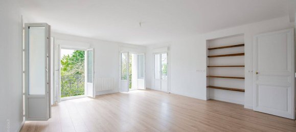 1 bedroom Apartment in Bagneux, France No. 319133 2