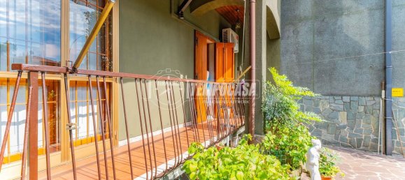 3 rooms House in Bareggio, Italy No. 287653 2