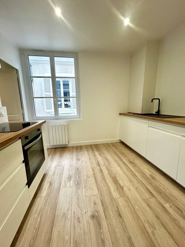 Квартира с 1 спальней в Орлеан, Франция № 47008