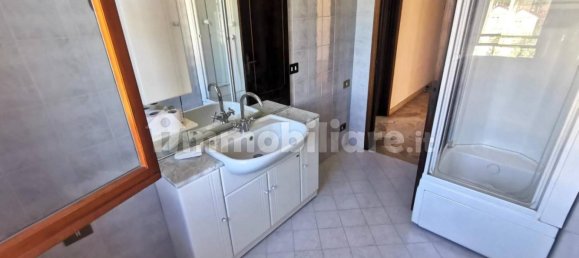 4 غرف نوم شقة في Arezzo, Italy رقم 308292 13