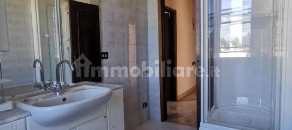 4 غرف نوم شقة في Arezzo, Italy رقم 308292 14