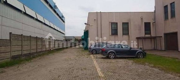 5-salle Entrepôt à Villasanta, Italy No. 344022 4