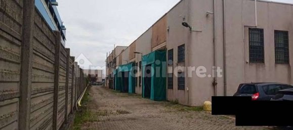 5-salle Entrepôt à Villasanta, Italy No. 344022 12