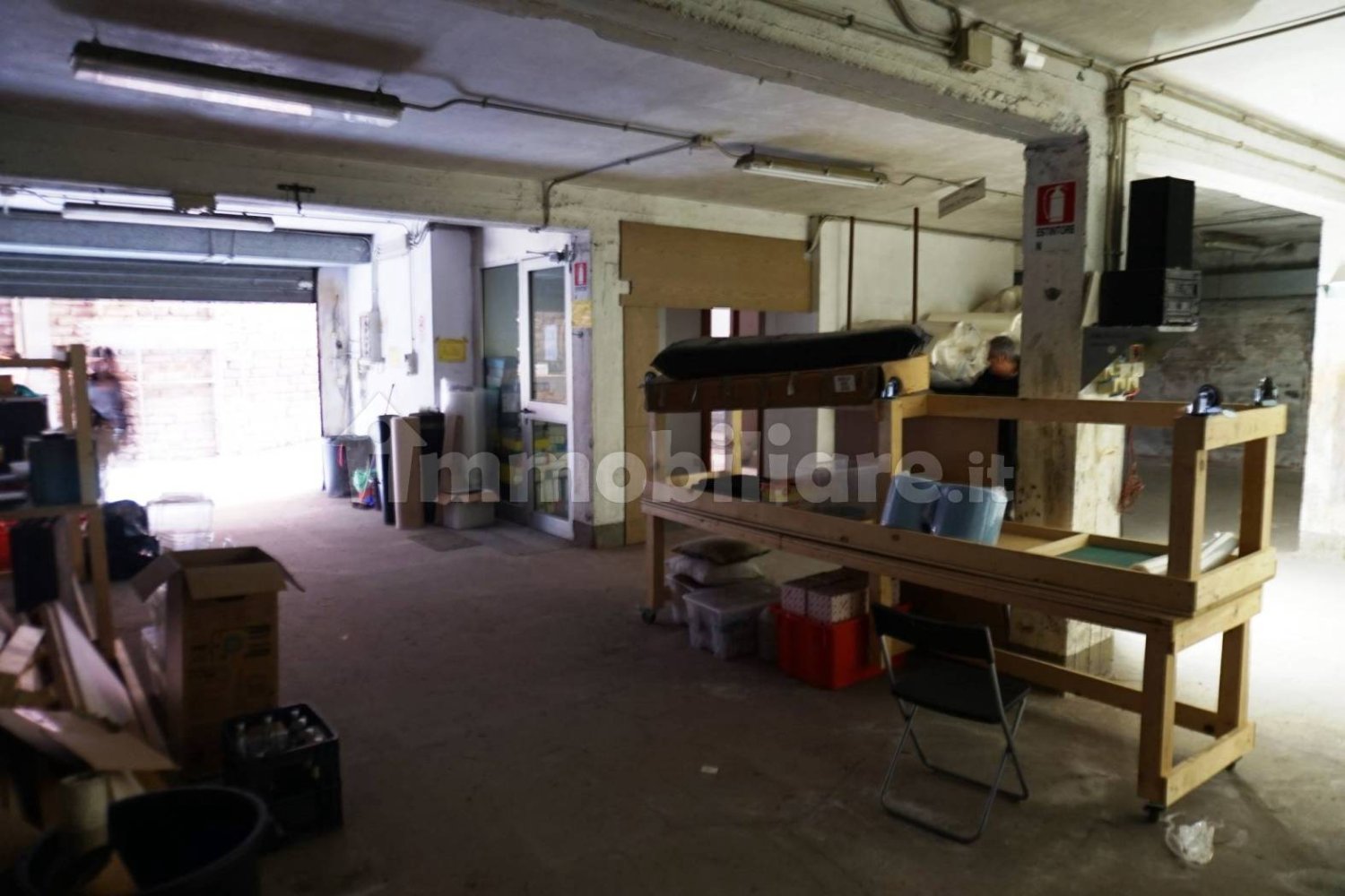 1 room Commercial property in Rome, Italy No. 54916