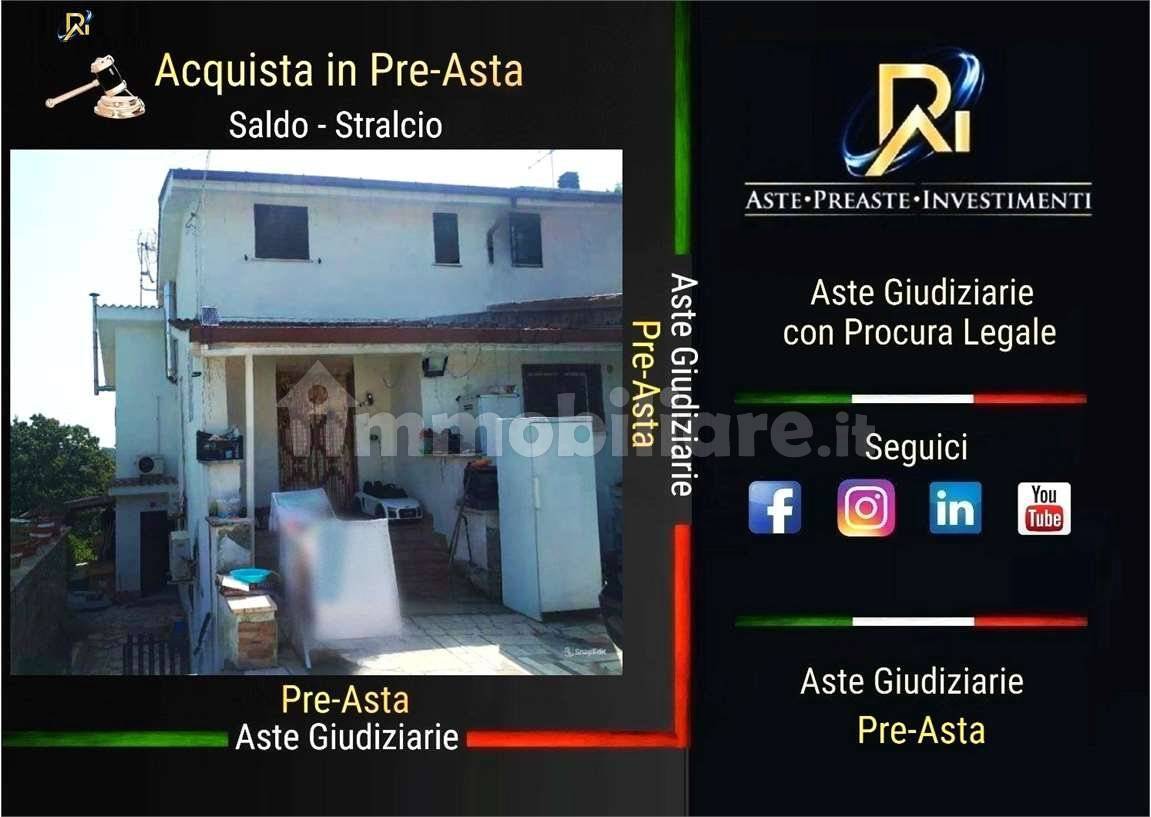 2 bedrooms Villa in Fiumicino, Italy No. 11162
