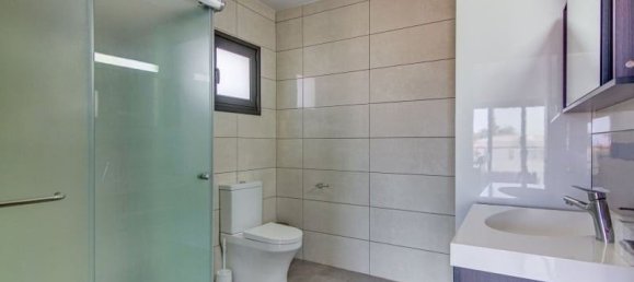 4 chambres propriété commerciale à vendre à Konia, Paphos, Cyprus № 9731 13