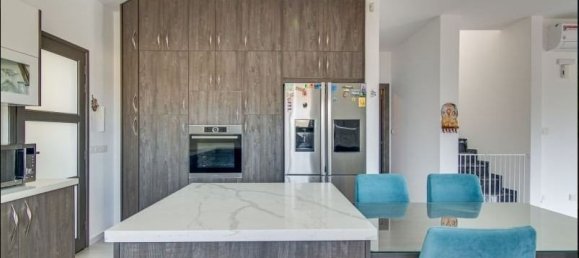 4 غرف نوم منزل في Konia, Cyprus رقم 9731 3