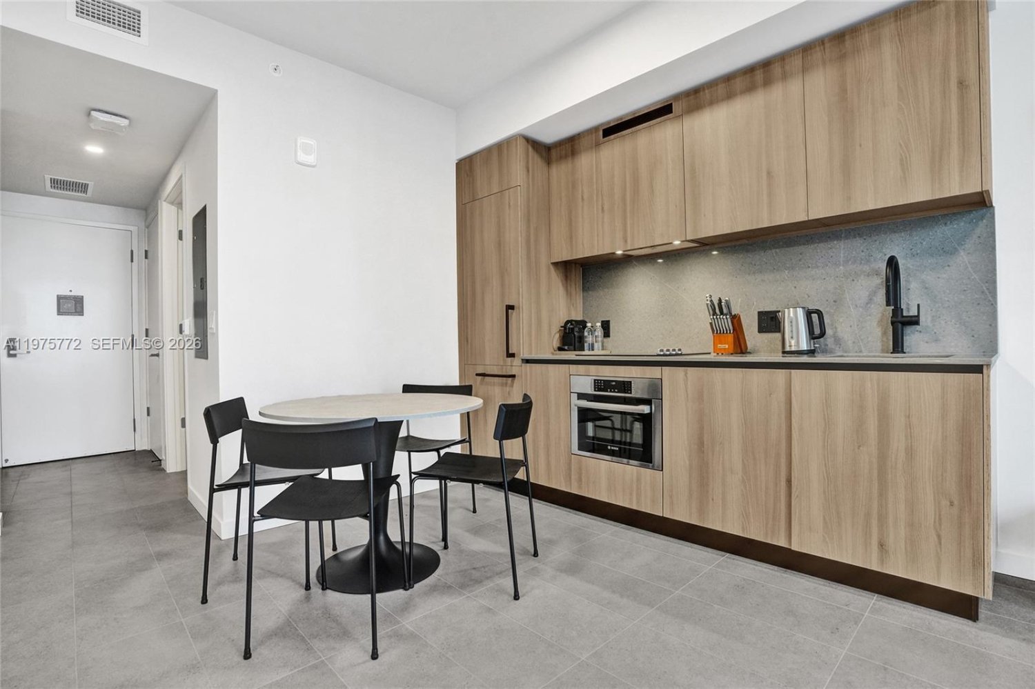 1 dormitorio propiedad comercial en venta en Miami, Miami-Dade, Florida, USA № 615192