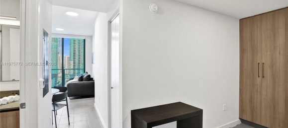 1 dormitorio propiedad comercial en venta en Miami, Miami-Dade, Florida, USA № 615192 17