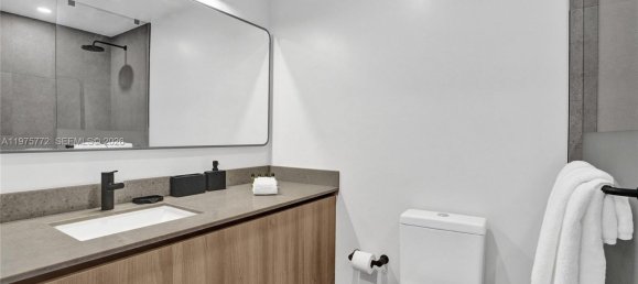 1 dormitorio propiedad comercial en venta en Miami, Miami-Dade, Florida, USA № 615192 16