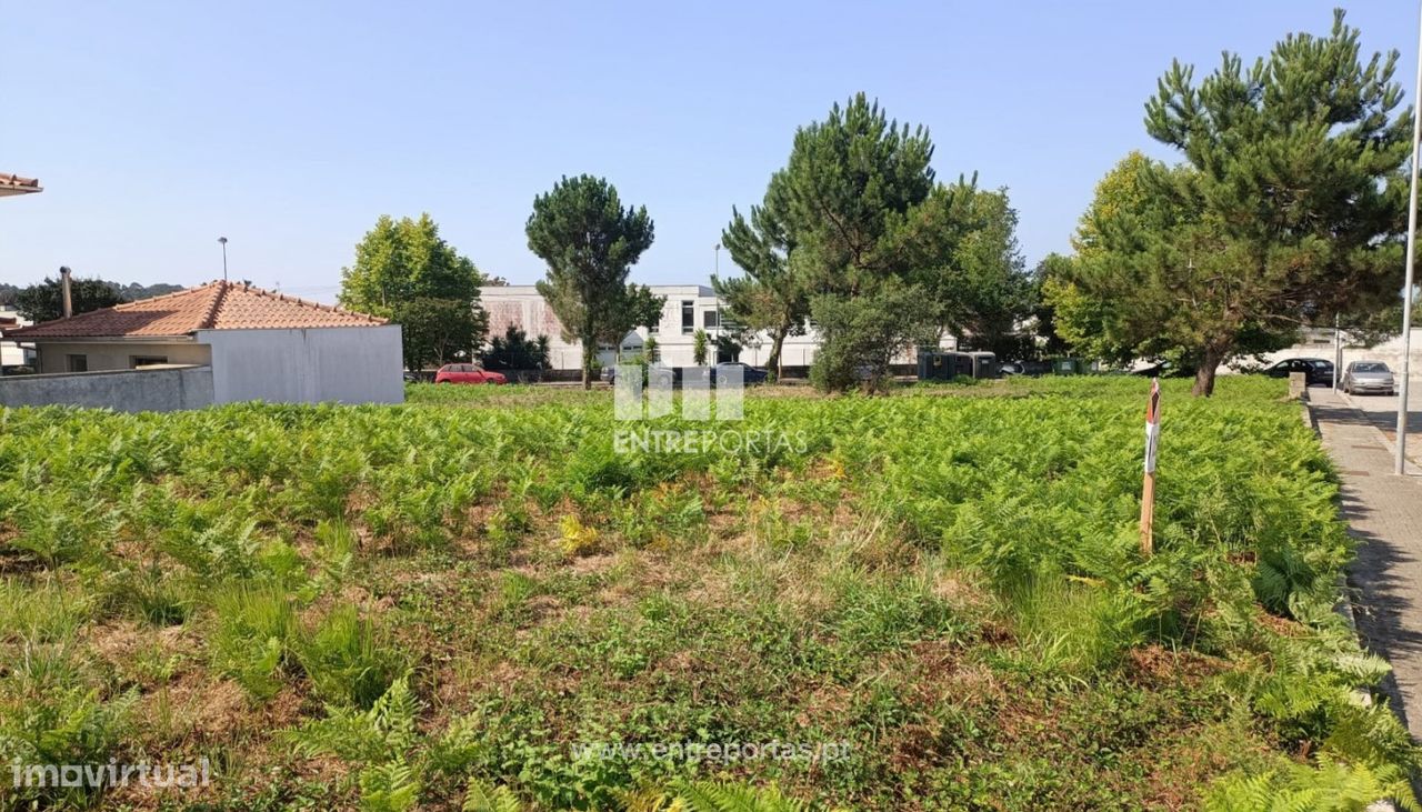 Terrain à Esposende, Portugal 380m² No. 217895