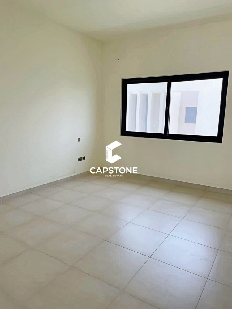 5 chambres Villa à Yas Island, UAE No. 5077