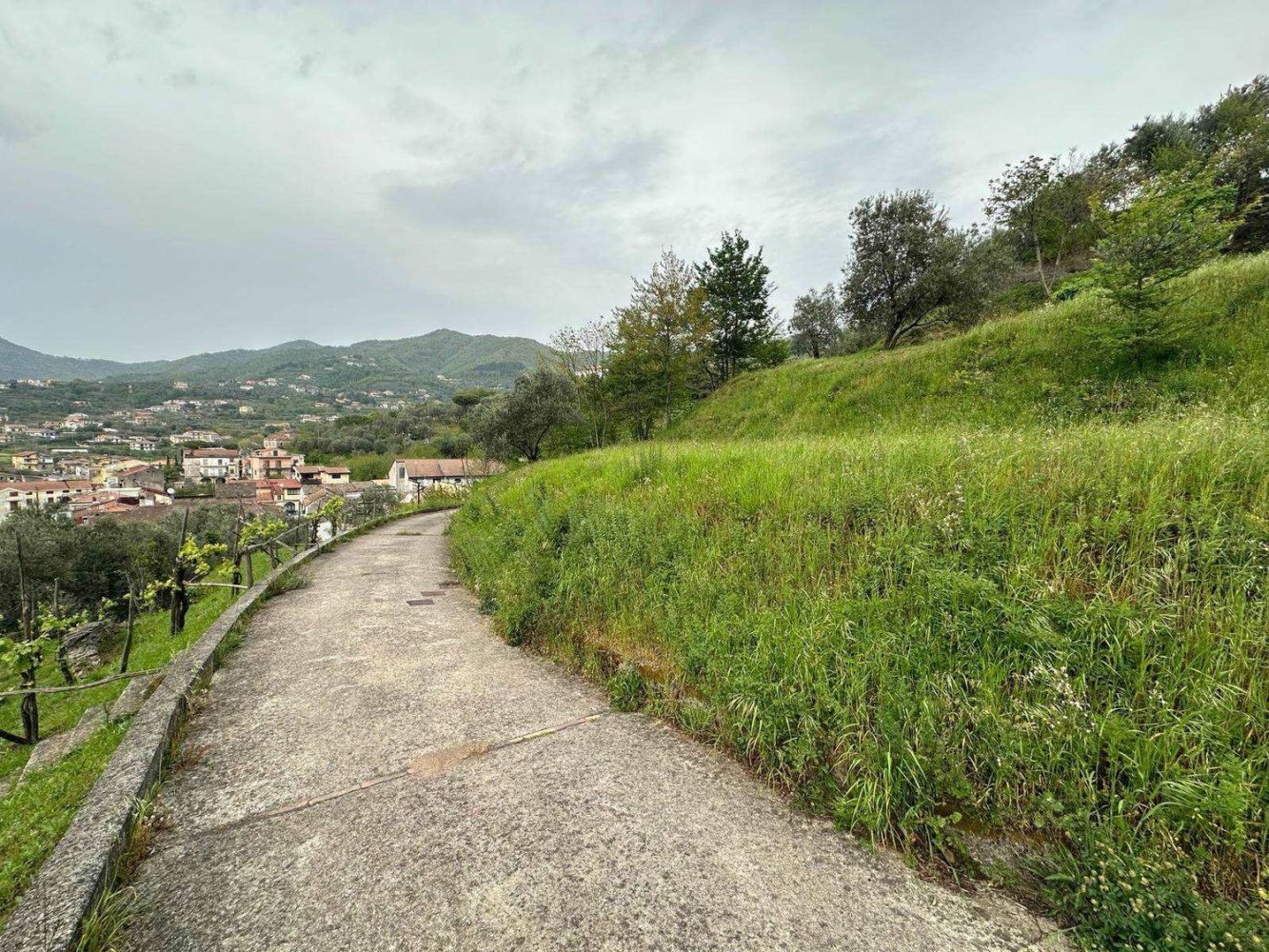 4432m² Land in Cava de' Tirreni, Italy No. 100645