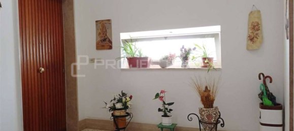 3 bedrooms Apartment in Scorrano, Italy No. 151478 2