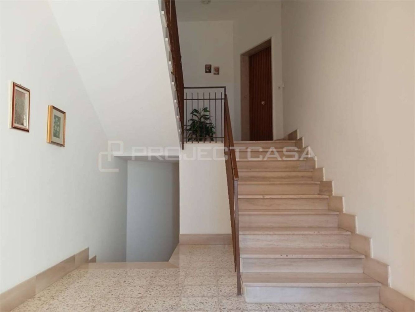 3 bedrooms Apartment in Scorrano, Italy No. 151478