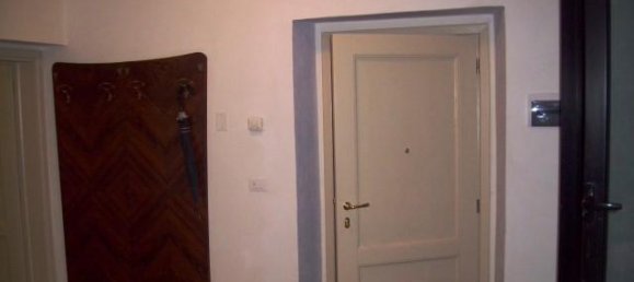 Квартира с 2 комнатами в Бучине, Италия № 232711 8