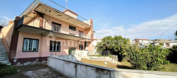 Villa T4 em Aci Bonaccorsi, Italy N.º 163608 2
