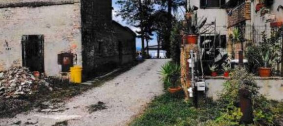 4 bedrooms Apartment in Umbertide, Italy No. 378100 4