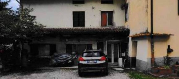 4 bedrooms Apartment in Umbertide, Italy No. 378100 5
