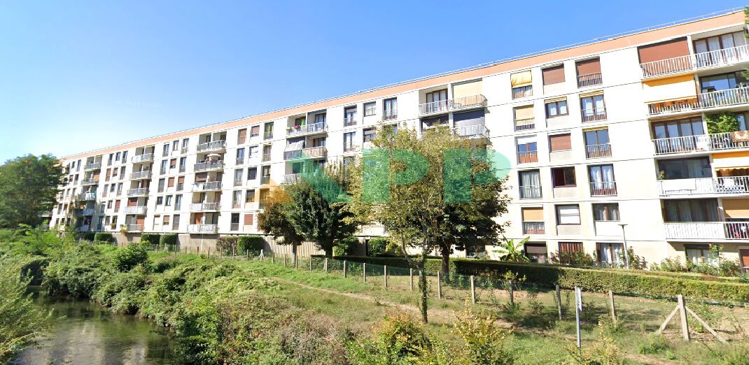 2 bedrooms Apartment in Athis-Mons, France No. 134494