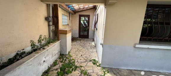 1 bedroom House in L'Hay-les-Roses, France No. 297144 3