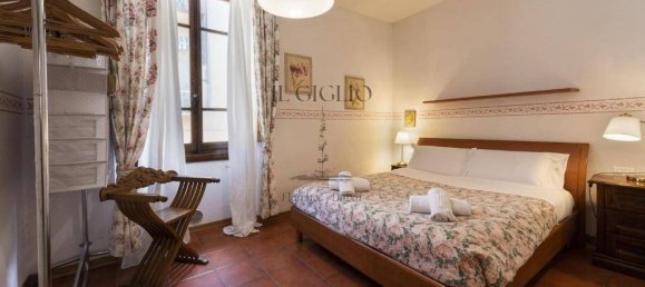 1 bedroom Apartment in Florence, Italy No. 265780 3