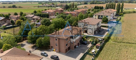 Квартира с 4 комнатами в Арджелато, Италия № 261617 2