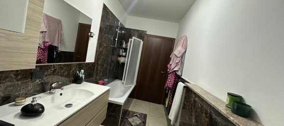 3 rooms Apartment in Pavullo nel Frignano, Italy No. 193728 12