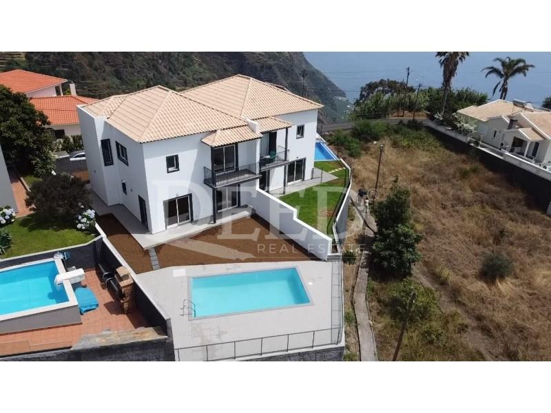 3 bedrooms House in Calheta, Portugal No. 299176