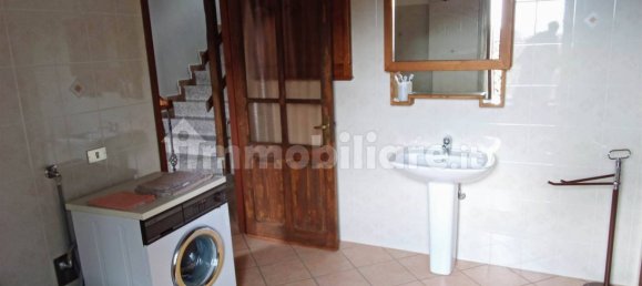 Casa de 2 dormitorios en Valdilana, Italy No. 272798 38