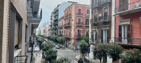 4-Zimmer Wohnung in Bari, Italy, Nr. 354672 4