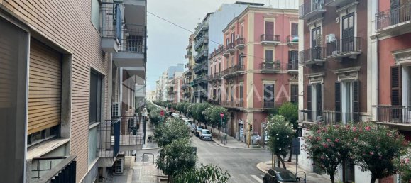 4-Zimmer Wohnung in Bari, Italy, Nr. 354672 7