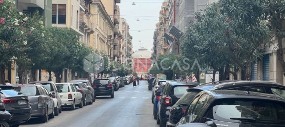 4-Zimmer Wohnung in Bari, Italy, Nr. 354672 2