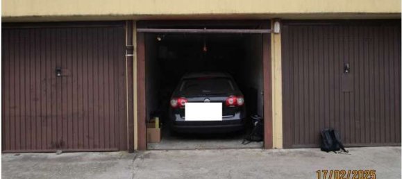 Apartamento de 3 dormitorios en Cologno Monzese, Italy No. 361100 8