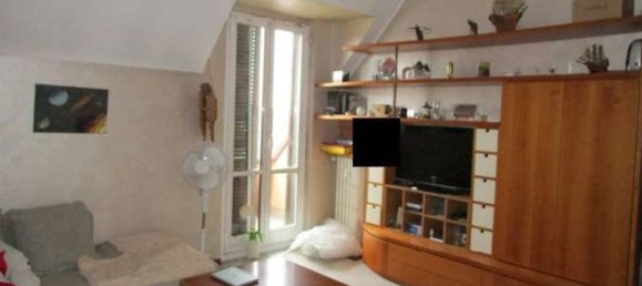 Apartamento de 3 dormitorios en Cologno Monzese, Italy No. 361100 3